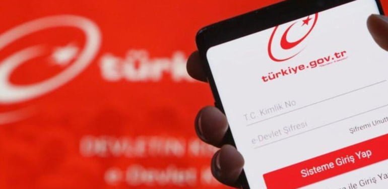 Sokağa Çıkma Yasağı Muafiyet Belgesi'nin Geçerlilik Süresi Uzatıldı