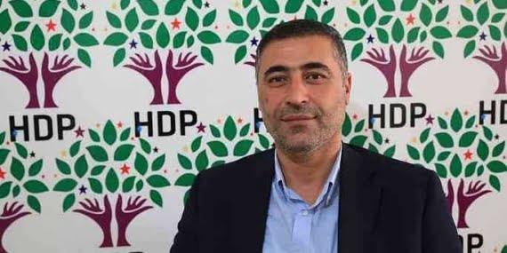 Eski Belediye Eşbaşkanı Sabri Özdemir, Antalya’da gözaltına alındı.