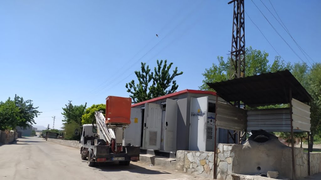 Petrol mahallesinde bir belalı trafo: mahalleli şikayetçi