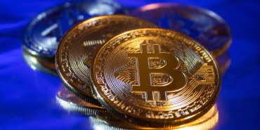 bitcoin-trade-e1490767377857