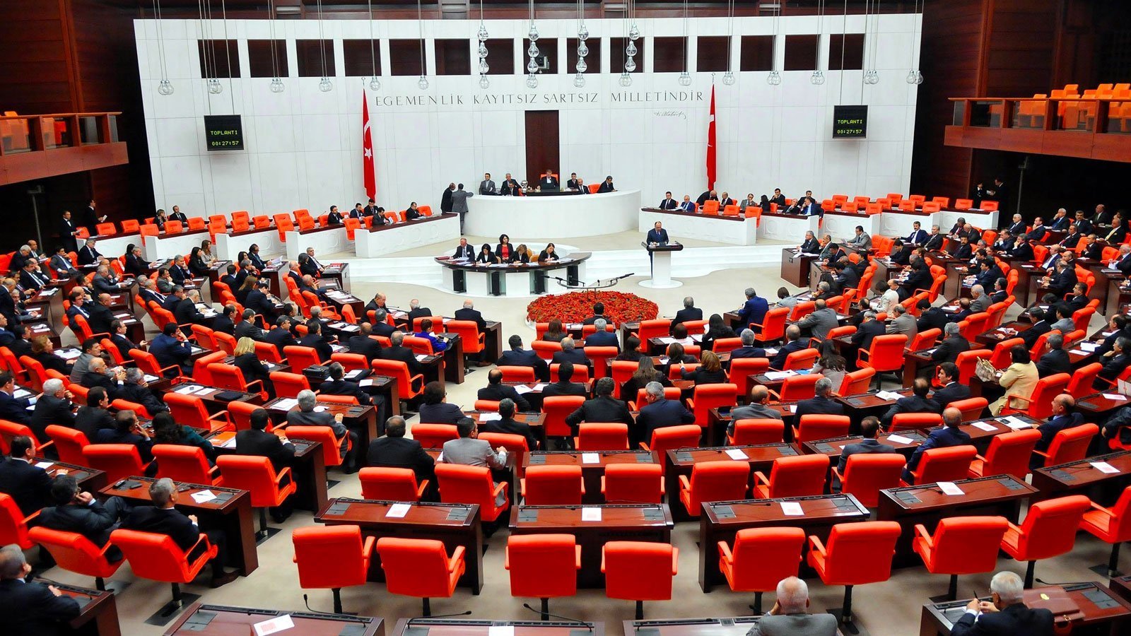 Meclis yarın açılıyor: İşte TBMM'nin gündem maddeleri