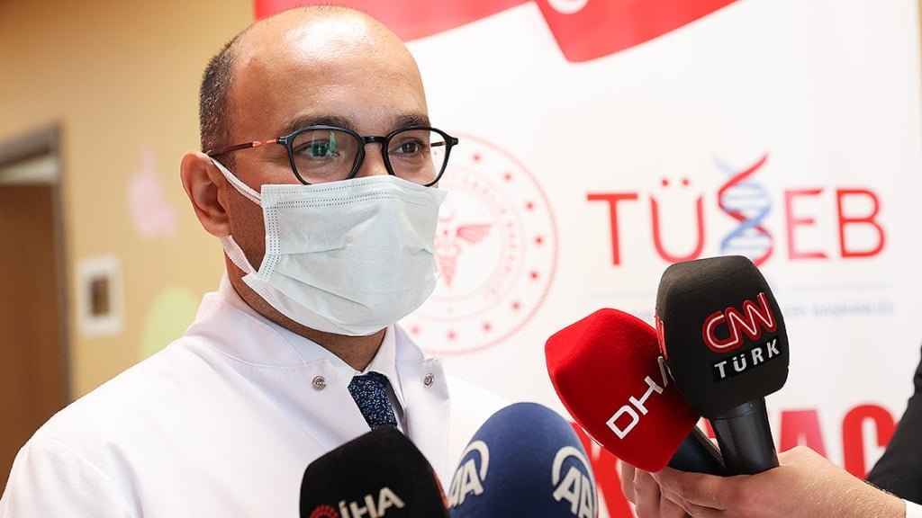 Turkovac'ın Faz 3 aşaması gönüllülere uygulanmaya başlandı Turkovac'ın Faz 3 aşaması gönüllülere uygulanmaya başlandı