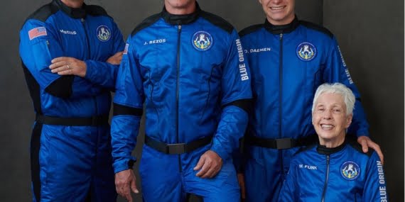 Jeff Bezos, 11 dakikada uzaya çıkıp döndü