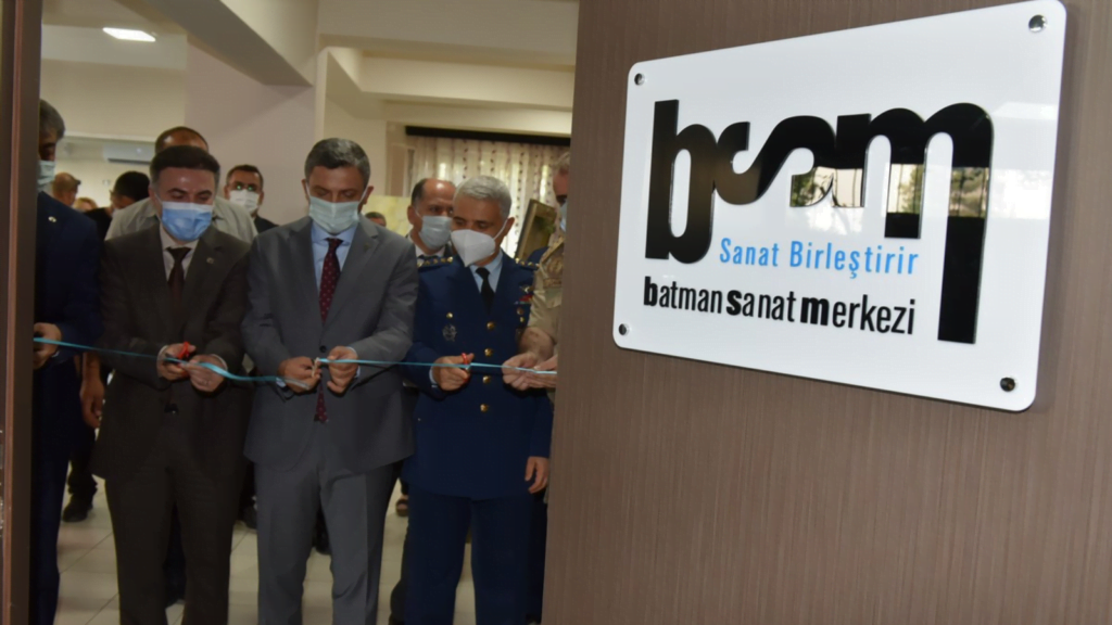 Batman Sanat Merkezi açıldı Batman Sanat Merkezi açıldı