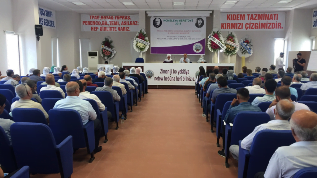 Mereto Dil Araştırmaları Derneği 2. kongresini gerçekleştirdi Mereto Dil Araştırmaları Derneği 2. kongresini gerçekleştirdi