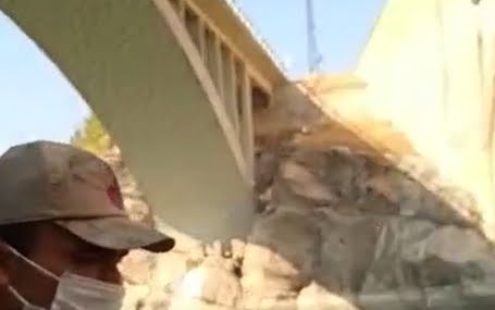 Malabadi köprüsü civarında bir çocuk boğularak can verdi.