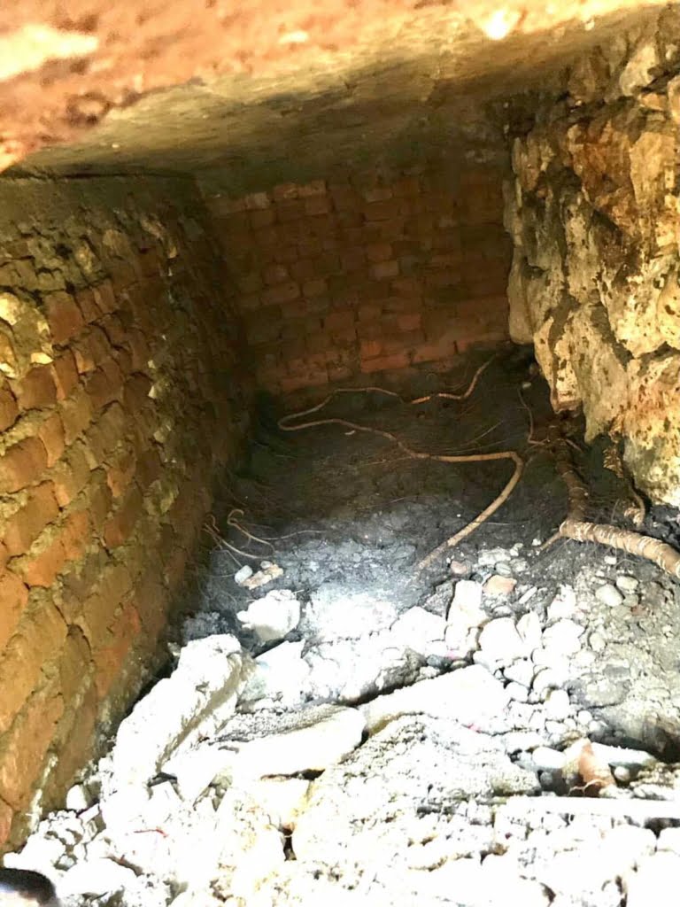 Ayakçılar Çarşısı'nda sığınak bulundu