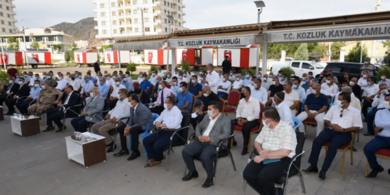 Kozluk'ta muhtarlar toplantısı yapıldı Kozluk’ta muhtarlar toplantısı yapıldı