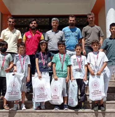 ÖĞRENCİİLERE ÖDÜL 3