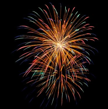 noch-salyut-feyerverk-prazdnik