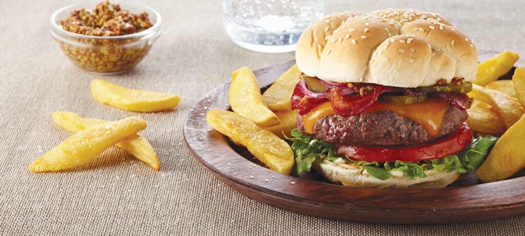 Tarihi ve yapılış tarifi ile hamburger