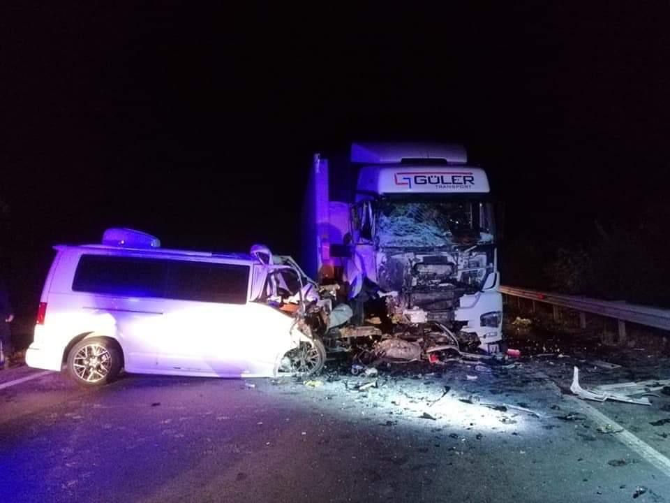 Ünlü genç tostçu 'Tostçu Mahmut' trafik kazasında hayatını kaybetti Ünlü genç tostçu 'Tostçu Mahmut' trafik kazasında hayatını kaybetti