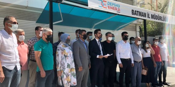 DEVA, DEPSAŞ önünde yüksek elektrik faturalarına ilişkin açıklama yaptı