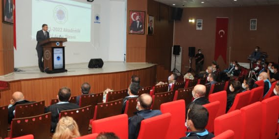 Batman Üniversitesi’nde akademik yıl açılış töreni gerçekleşti