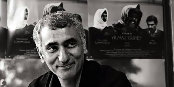 Bugün 'Çirkin Kral' Yılmaz Güneyin aramızdan ayrılışının 37. yılı Bugün ‘Çirkin Kral’ Yılmaz Güneyin aramızdan ayrılışının 37. yılı