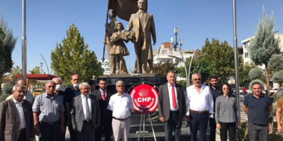 Batman’da CHP’nin 98. yılı kutlandı