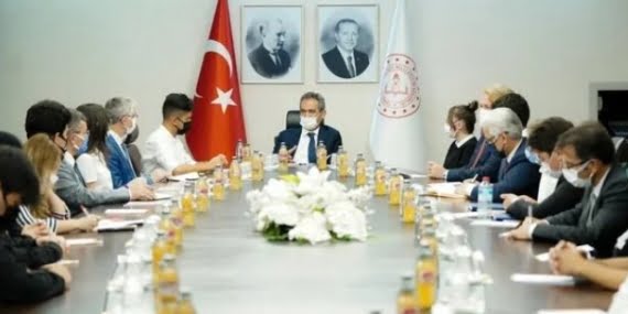 Milli Eğitim Bakanı: Okullara devam oranı %95