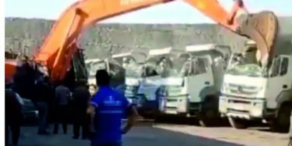 Kepçe ile kamyonları parçalayan kişi konuştu: Kimse mağdur değil