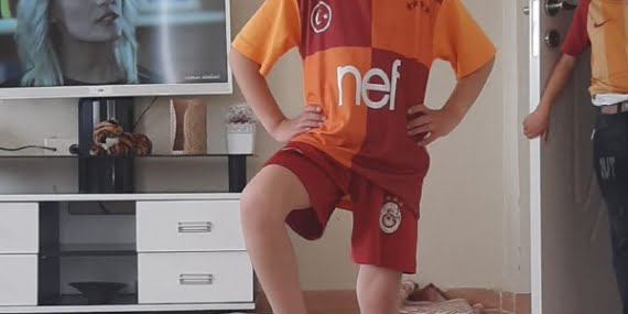 Mihraç’ın babası: “Yokluk içindeyiz ama çocuğumuz mutlu olsun diye bisiklet almıştık. Bilemedik bir zırhlı araç gelip çarpacak.”