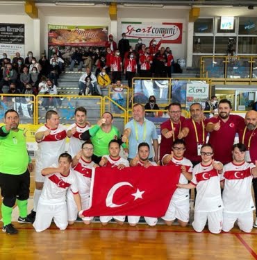 00e5606f84e14e82bfa0ab84c9a943a6