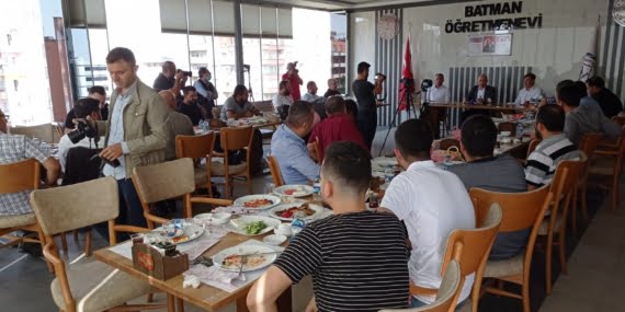 Batman Milli Eğitim Müdürü basın ile bir araya geldi