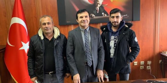 Giresun’da Batmanlı öğrencilere Vali yardımcısı Tanrıseven’den destek