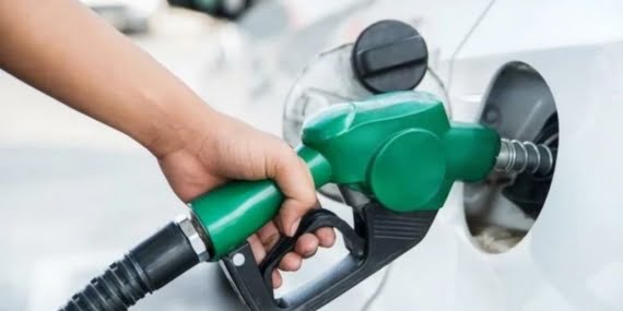 Benzine bu geceden itibaren zam geliyor Benzine bu geceden itibaren zam geliyor