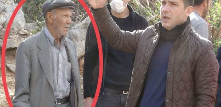 092047114-170517961-121213213-99931aw472889-02