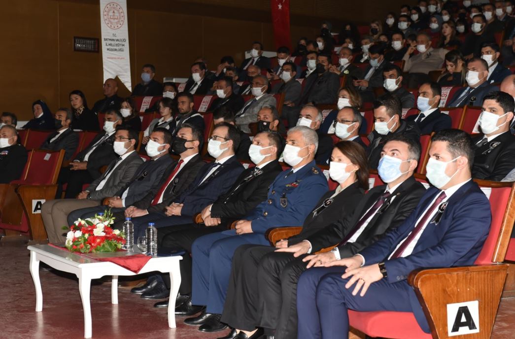 Batman'da vefatının 83. yılında Atatürk anıldı