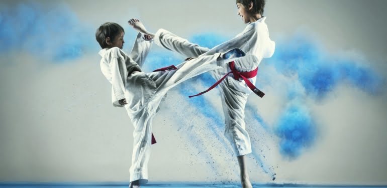 1614677375_6-p-fon-yedinoborstva-6