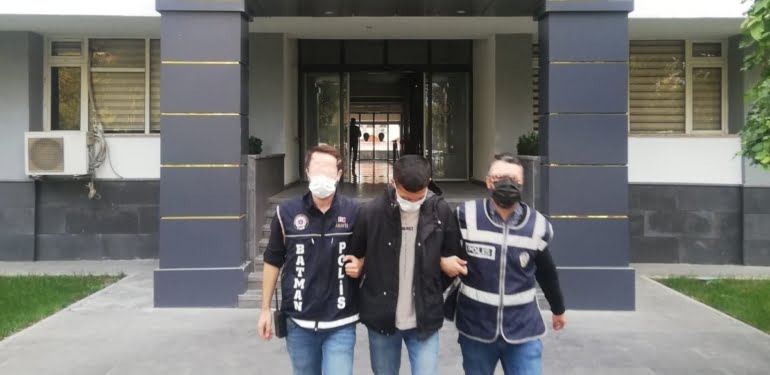 476b81e2-1c90-4c24-ac31-5950dfa6e858