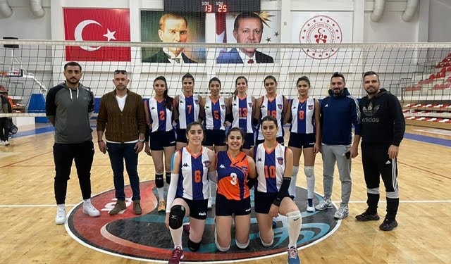VOLEYBOL KADIN