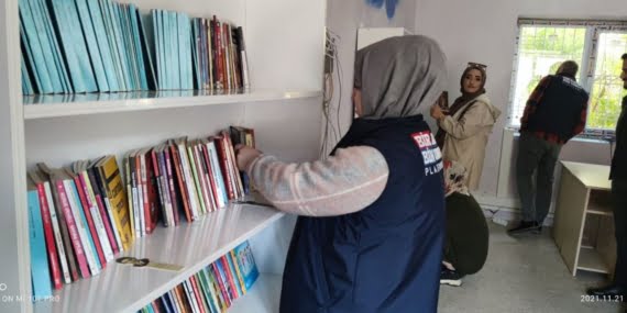Bir Kalp Bin Umut’tan Gercüş’ün Koçak köyüne kütüphane