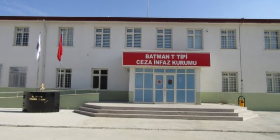 Batman Barosu: Batman’daki cezaevlerinde çıplak arama var