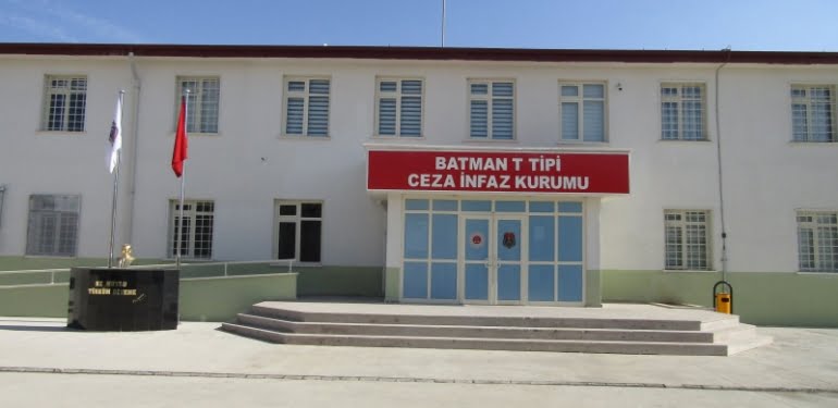 batman  t tipi cezaevi