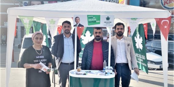 Batman’da Gelecek Partisi üyelik standı açtı