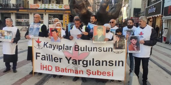 Batman’da İHD ve Kayıp Yakınları 509. haftada bir araya geldi