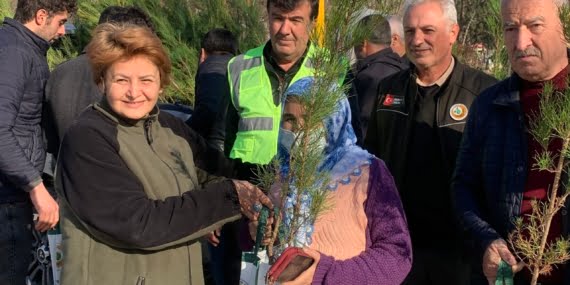 Batman’da 2022 adet fidan dağıtıldı