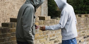 659x460-izmirde-torbaci-operasyonu-1486071769505