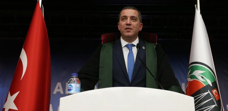 D7F01EAA-3961-4167-81DD-485E085CAB5A