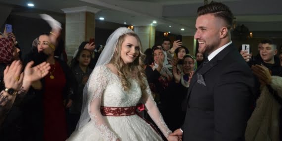 Tatil için Rusya’dan gelen Maria Batmanlı Veysel ile evlendi