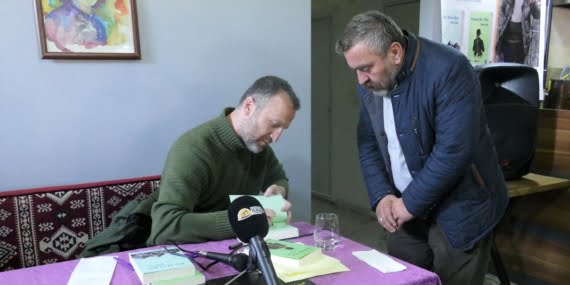 Batman’da yazar Fırat Can ile ‘Zindan ve Edebiyat’ söyleşisi gerçekleştirildi