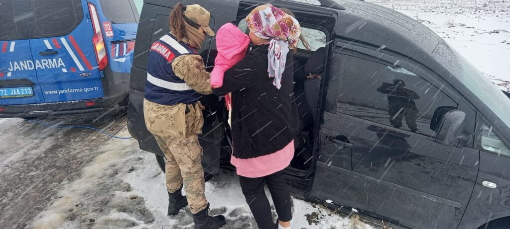 Batman'da kar yağışı: İşte ilçe ve köylerdeki son durum