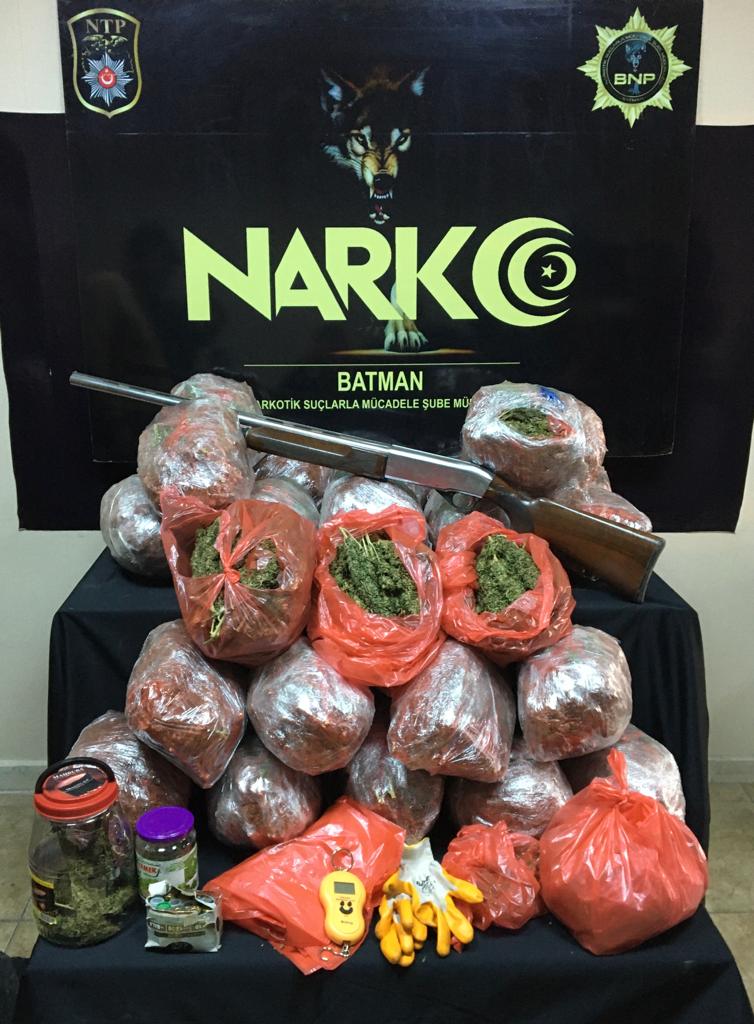 Batman'da çok sayıda satışa hazır halde uyuşturucu maddesi ele geçirildi