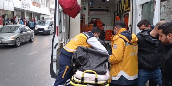 Batman’da 40 yaşındaki şahıs evinde boğazı kesilmiş halde bulundu