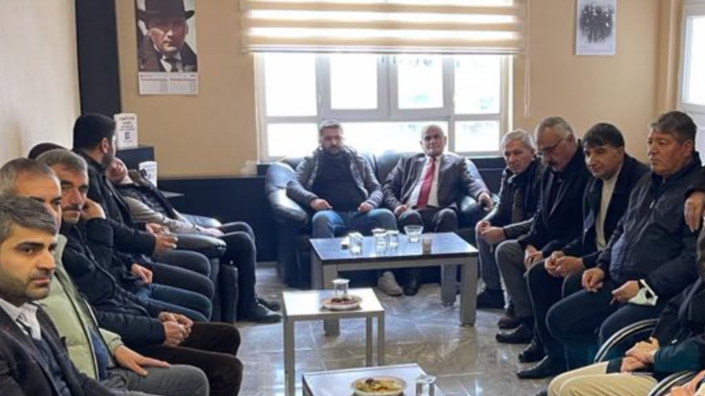 Batman'da CHP'ye katılımlar sürüyor