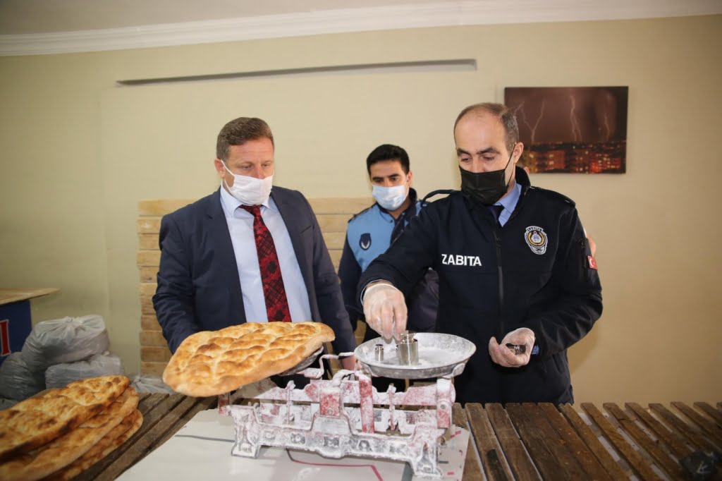 Komisyon kararına uymayıp zam yapan 17 fırıncıya ceza kesildi