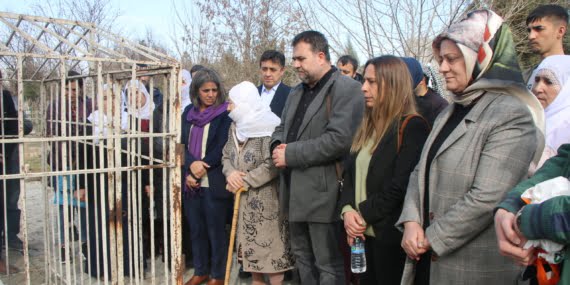 Gazeteci Cengiz Altun mezarı başında anıldı