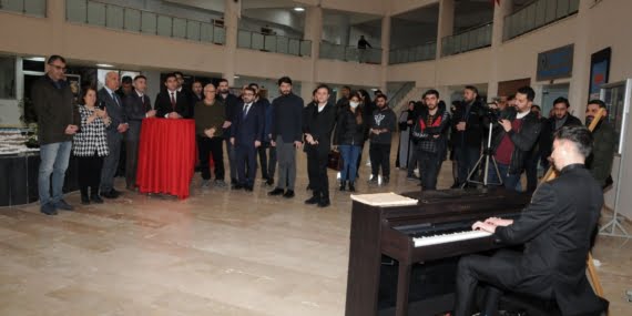Batman Üniversitesinde punto sanatı sergisi