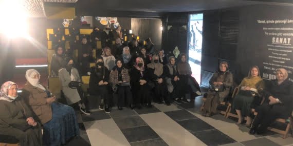 DEVA 8 Mart Kadınlar Günü kapsamında tiyatro gösterimi düzenledi